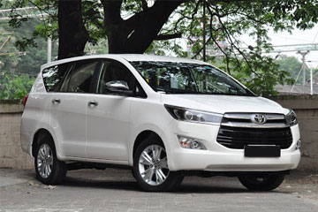 Innova Crysta Hire